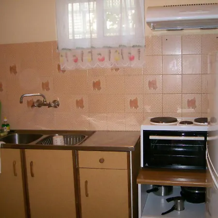 Antigoni House Apartman