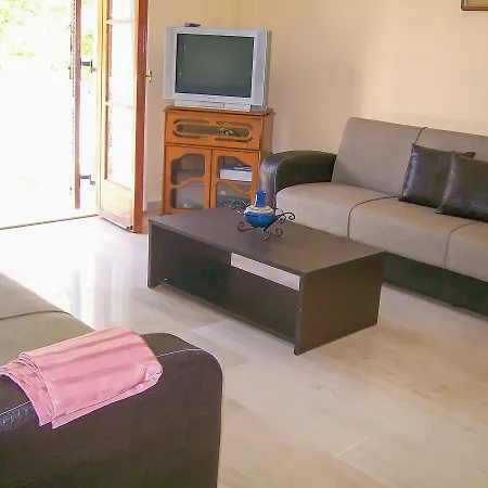 Antigoni House Apartman